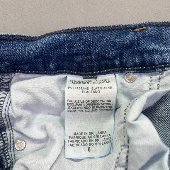 Signature Levi Strauss Capri Jeans Cuffed Hem Denim Blue Size 6 Fits 29" Grunge - Picture 7 of 11